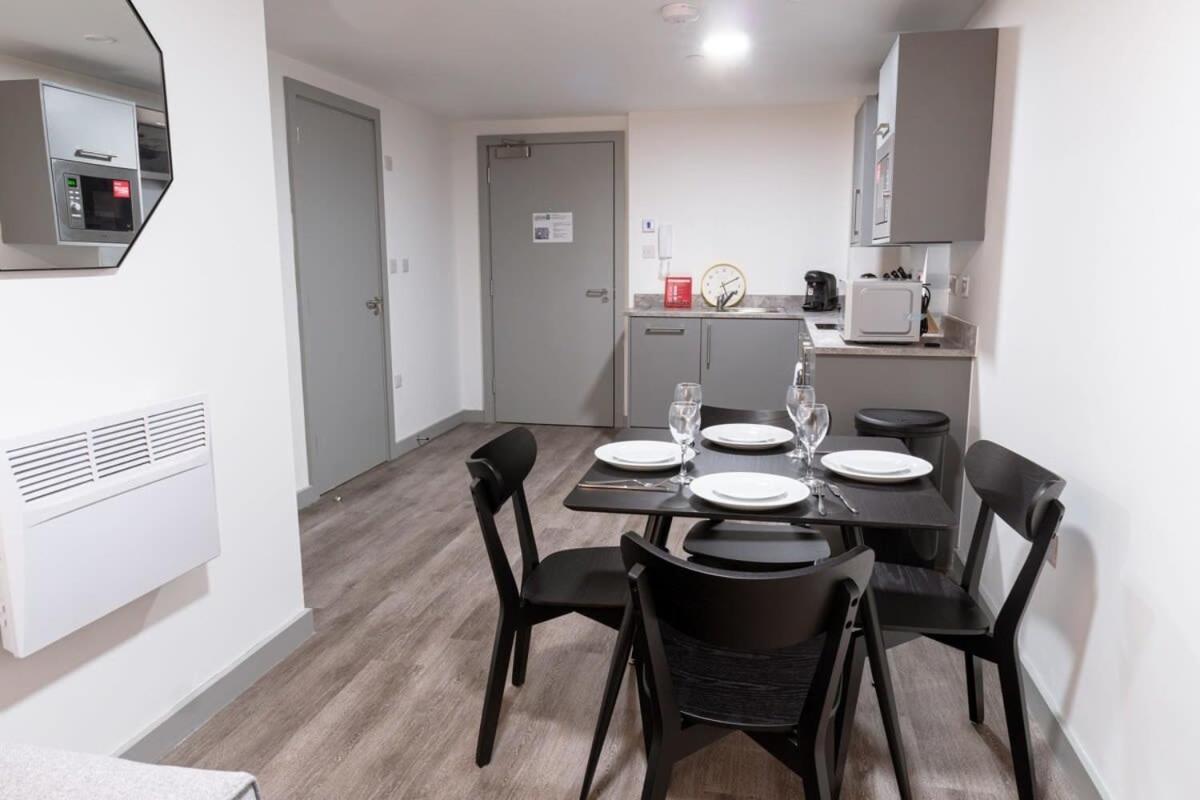 Contemporary 1 Bed Apartment In Central Liverpool Buitenkant foto