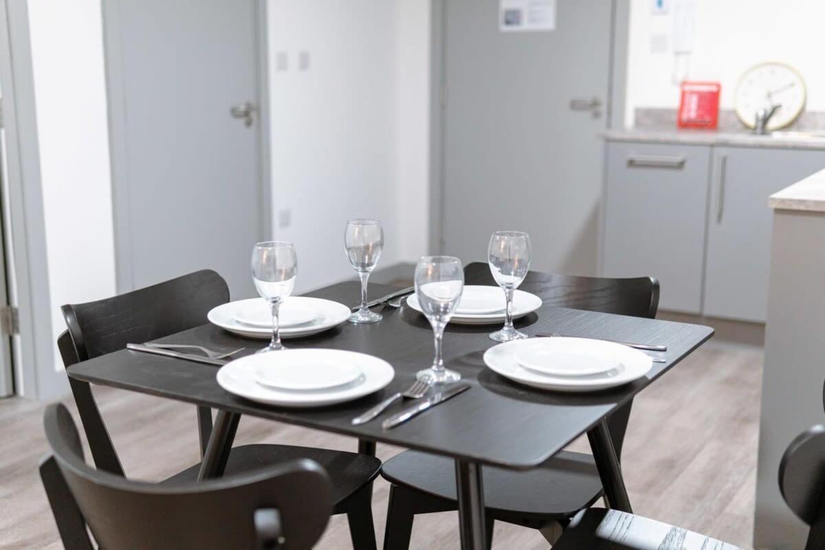 Contemporary 1 Bed Apartment In Central Liverpool Buitenkant foto